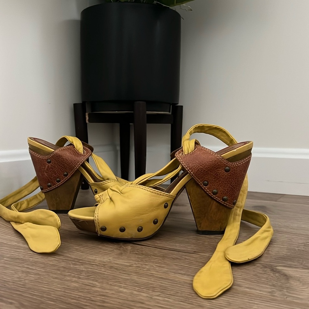 Miss sixty leather clog tie shoes